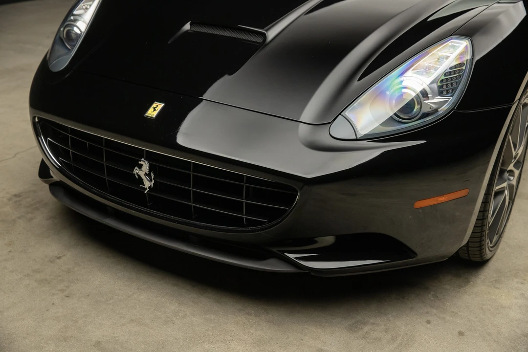 2011 Ferrari California - Image 28 of 31