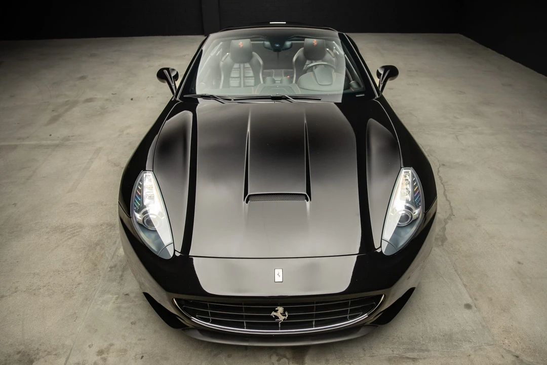 2011 Ferrari California - Image 15 of 31