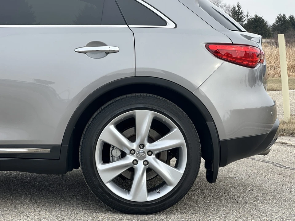 2011 Infiniti FX/QX 2nd Gen - Image 24 of 31