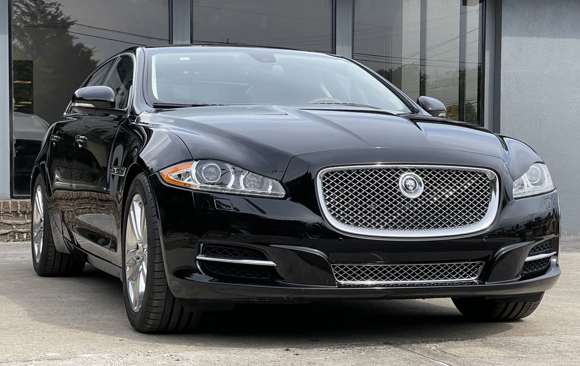 2011 Jaguar X351 XJ - Image 4 of 31