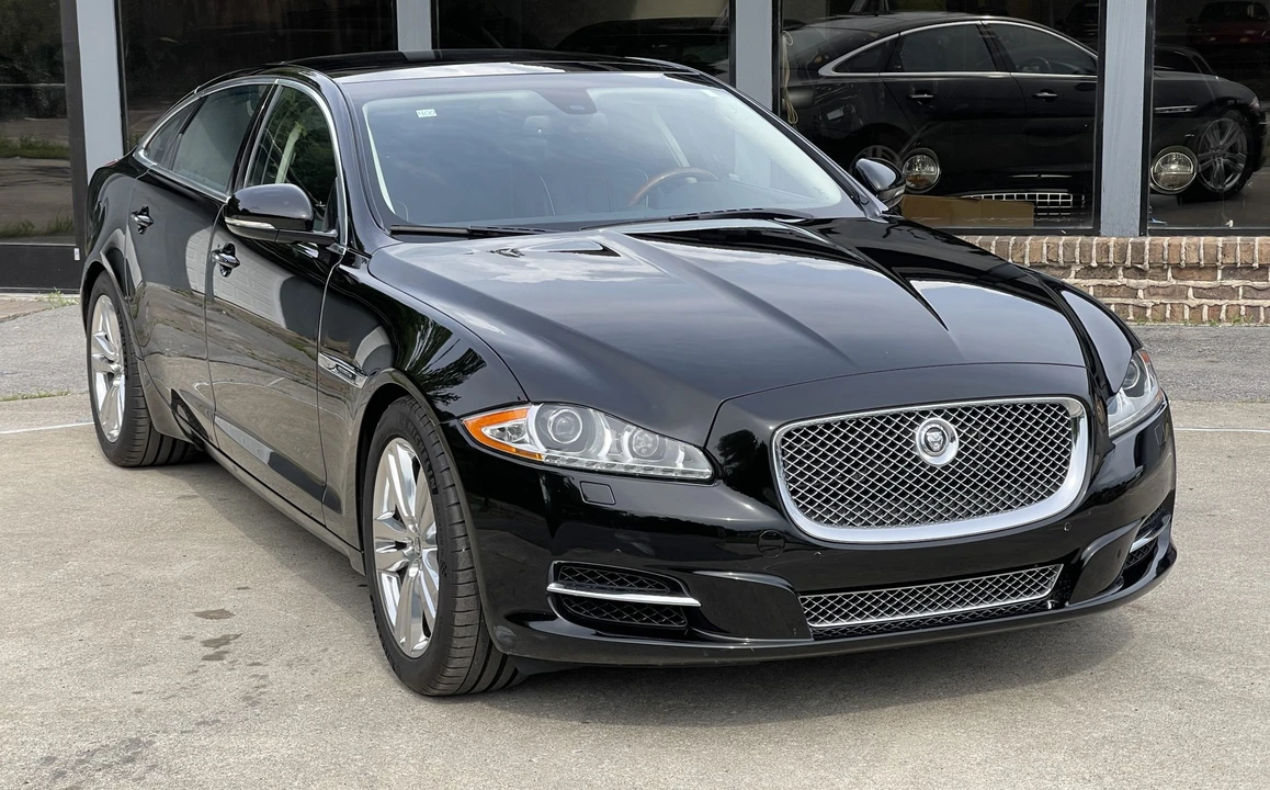 2011 Jaguar X351 XJ - Image 2 of 31