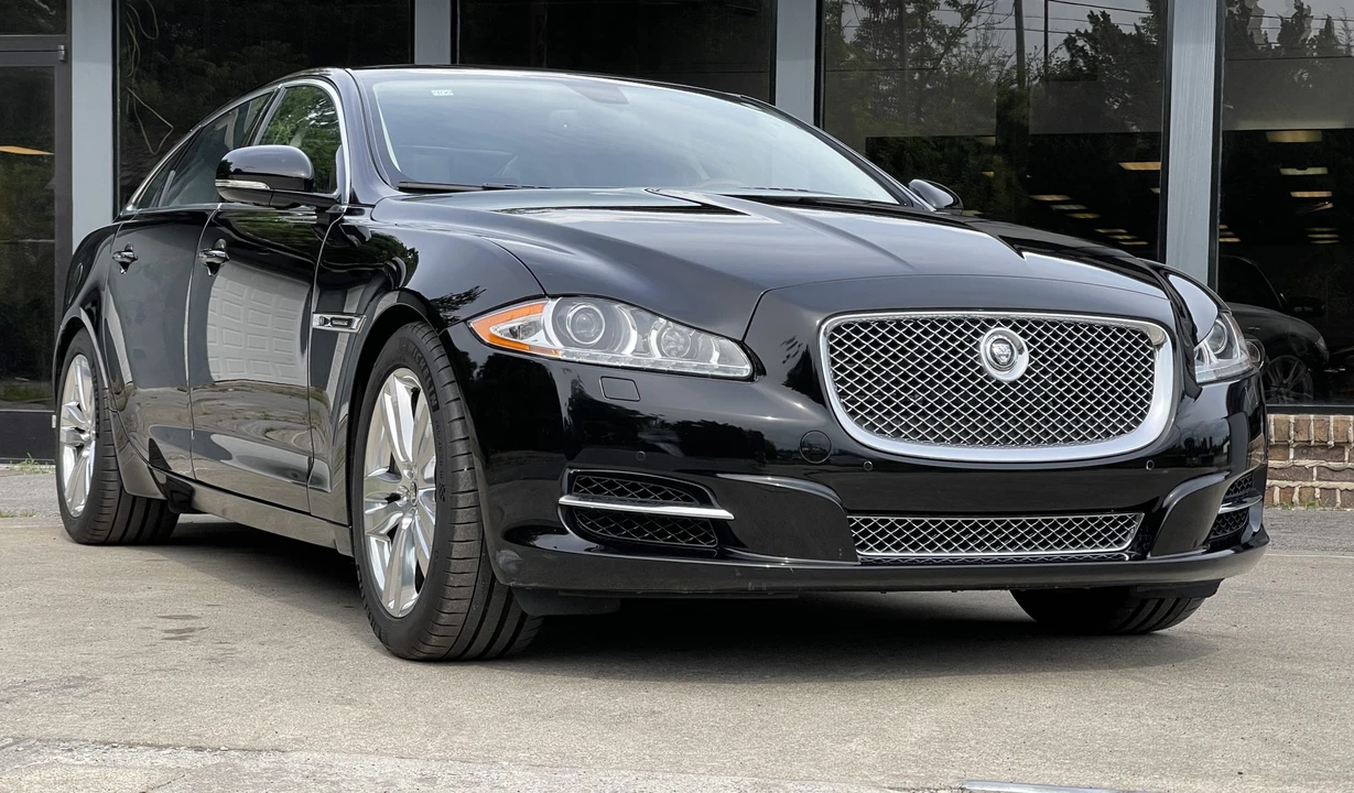 2011 Jaguar X351 XJ - Image 3 of 31