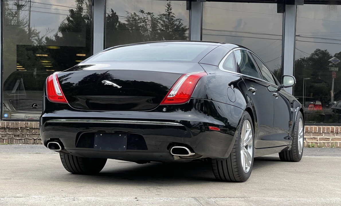 2011 Jaguar X351 XJ - Image 27 of 31