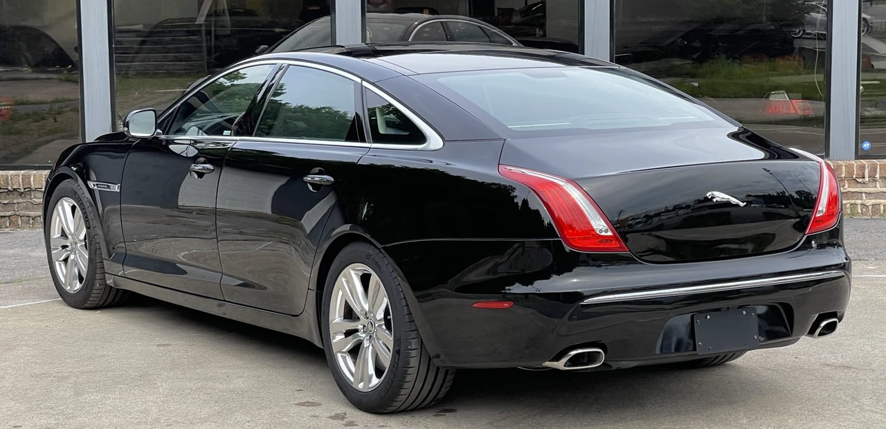 2011 Jaguar X351 XJ - Image 25 of 31