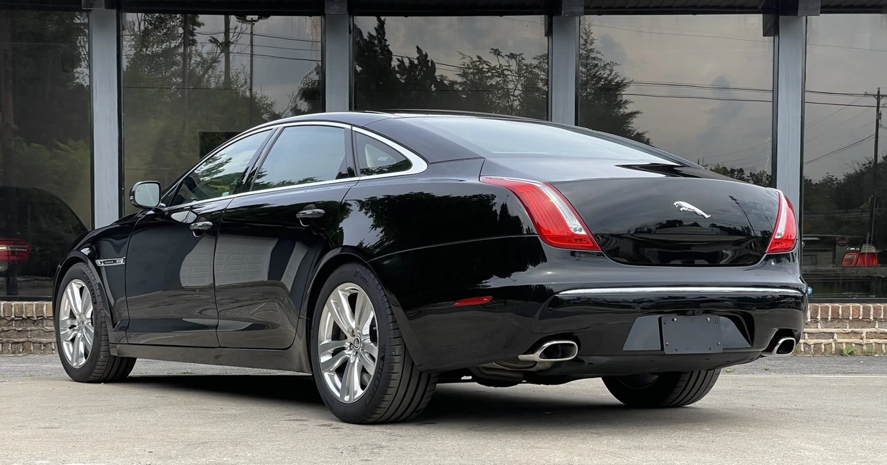 2011 Jaguar X351 XJ - Image 19 of 31