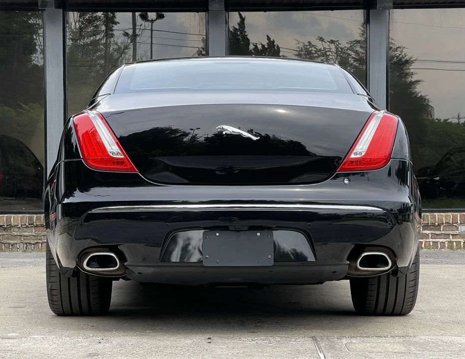 2011 Jaguar X351 XJ - Image 25 of 31