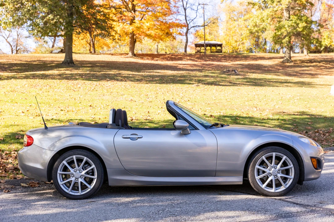 2011 Mazda NC MX-5 Miata - Image 13 of 31