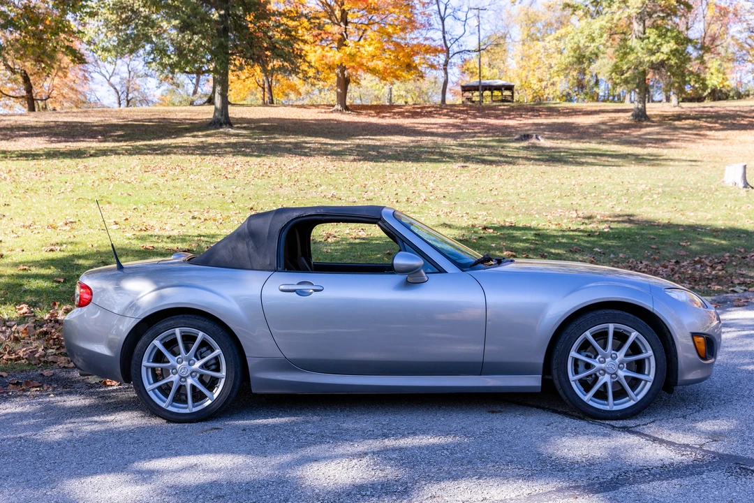 2011 Mazda NC MX-5 Miata - Image 3 of 31