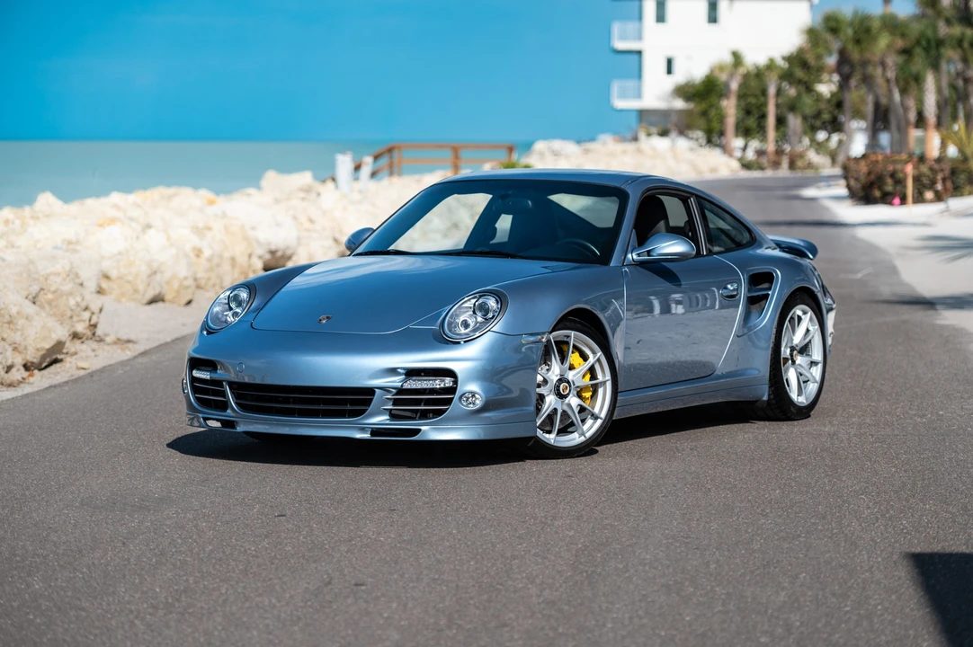 2011 Porsche 997 Turbo S - Image 5 of 31