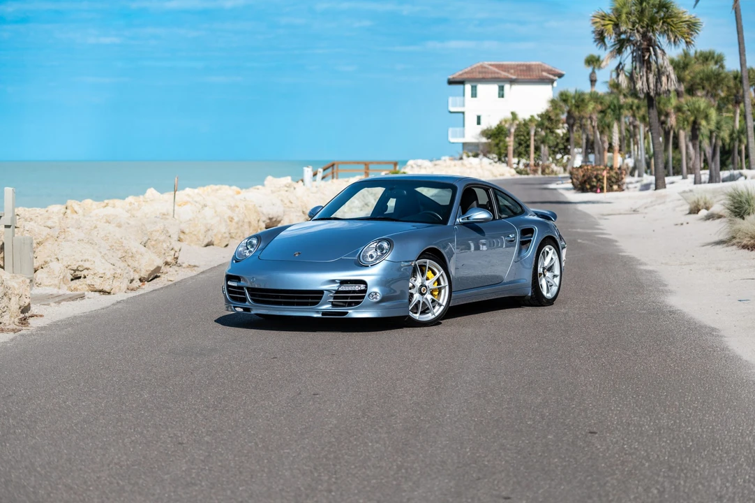 2011 Porsche 997 Turbo S - Image 6 of 31