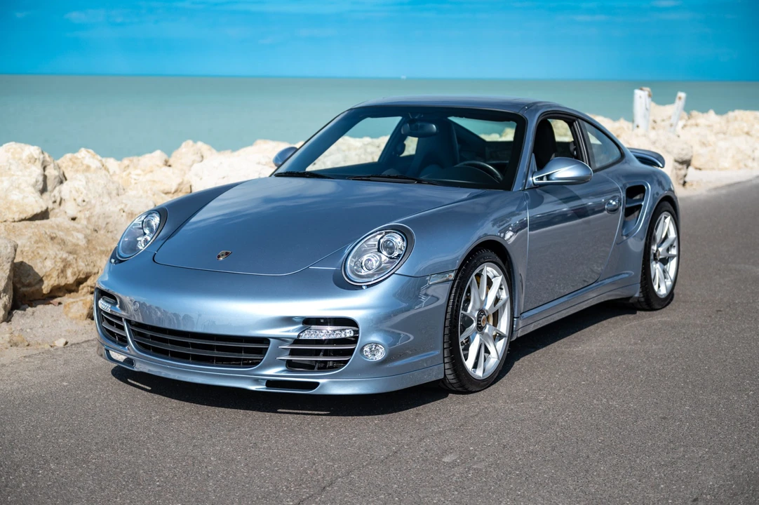 2011 Porsche 997 Turbo S - Image 8 of 31