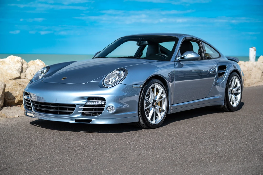 2011 Porsche 997 Turbo S - Image 9 of 31