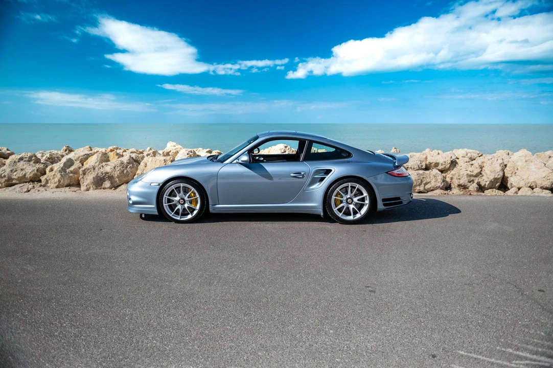 2011 Porsche 997 Turbo S - Image 10 of 31