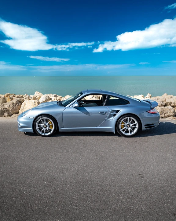 2011 Porsche 997 Turbo S - Image 12 of 31