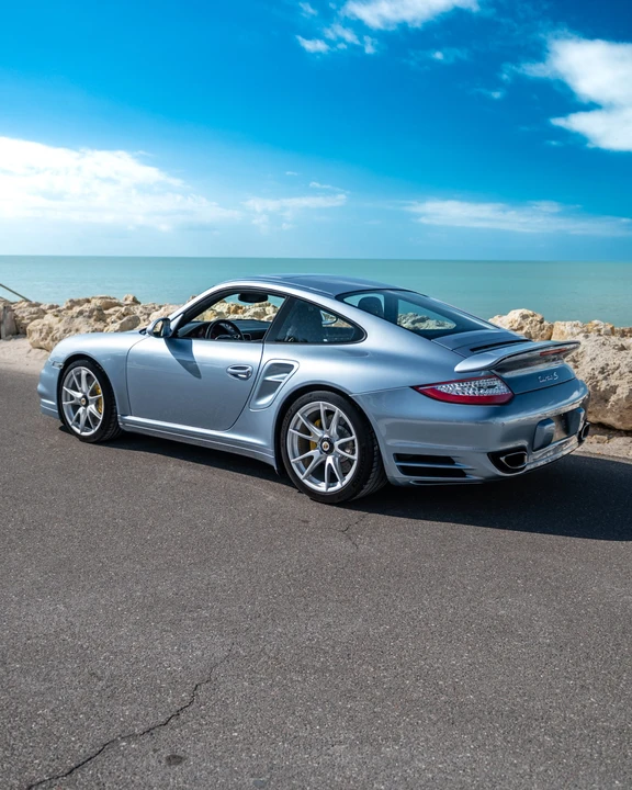 2011 Porsche 997 Turbo S - Image 14 of 31