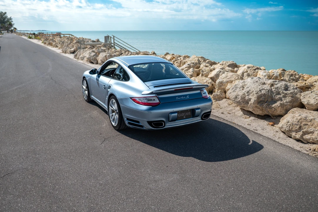 2011 Porsche 997 Turbo S - Image 15 of 31
