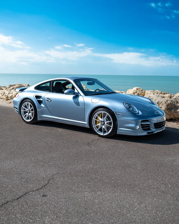 2011 Porsche 997 Turbo S - Image 26 of 31