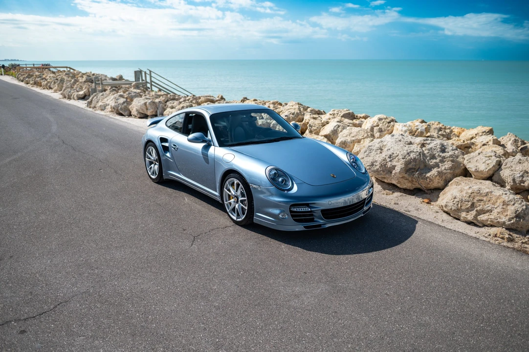 2011 Porsche 997 Turbo S - Image 28 of 31