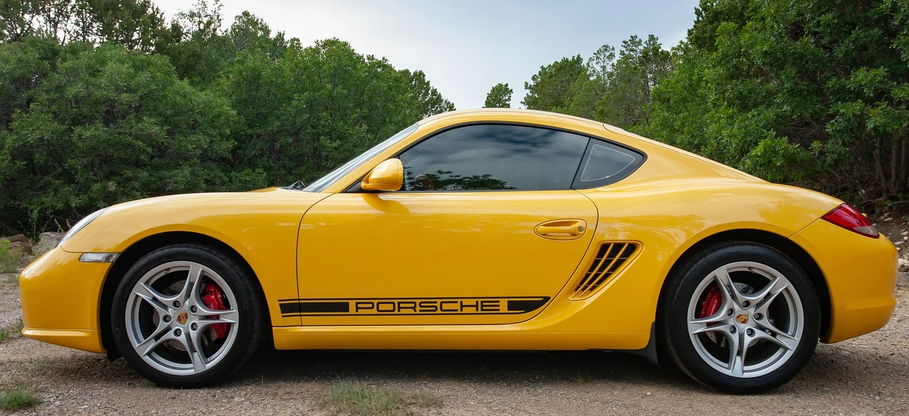 2011 Porsche 987 Cayman S - Image 2 of 6