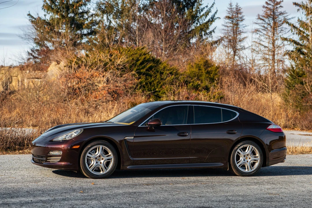 2011 Porsche 970 Panamera 4S - Image 19 of 31