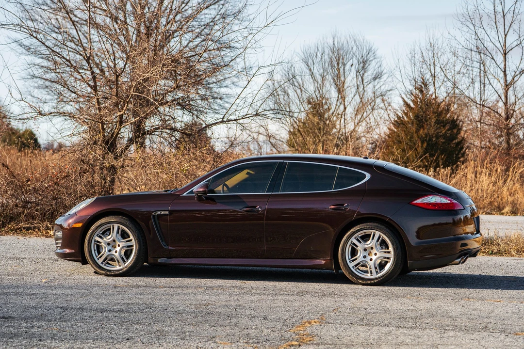 2011 Porsche 970 Panamera 4S - Image 24 of 31