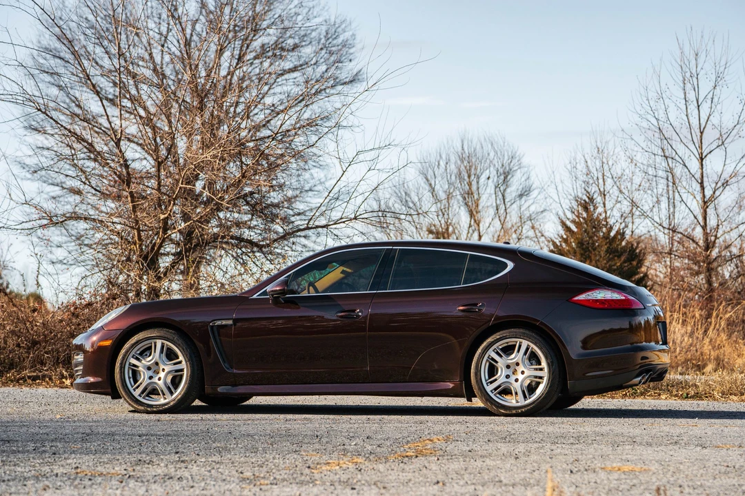 2011 Porsche 970 Panamera 4S - Image 25 of 31
