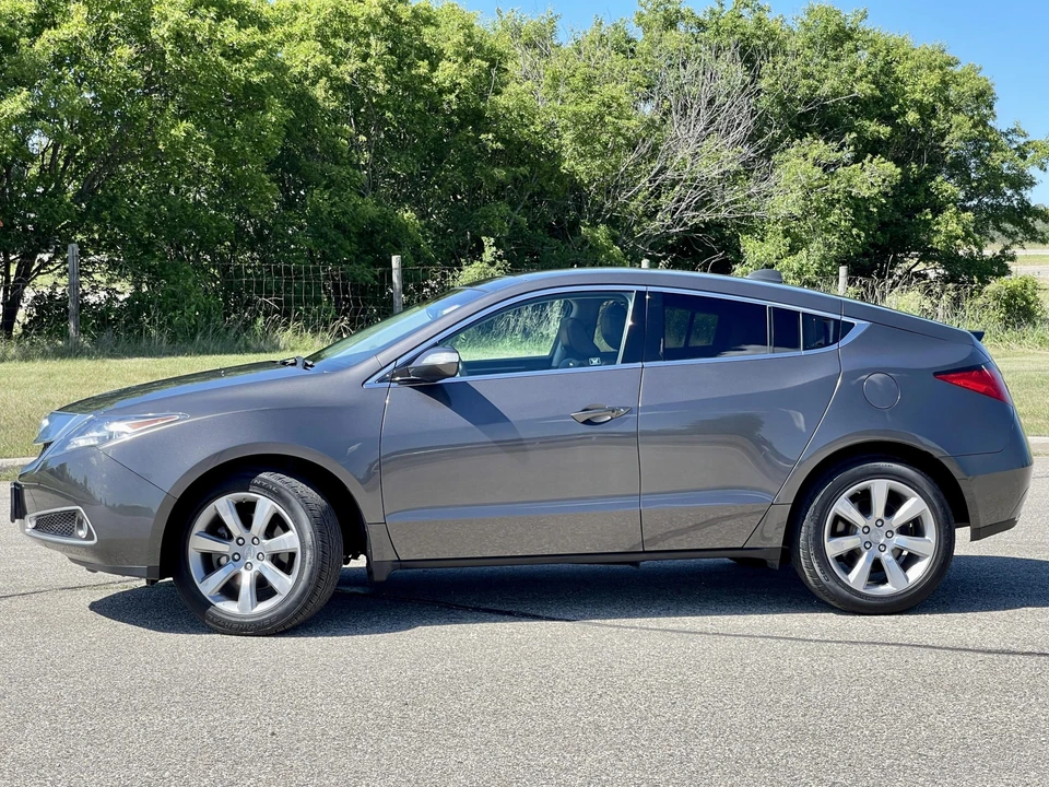 2012 Acura ZDX 1st Gen - Image 19 of 31