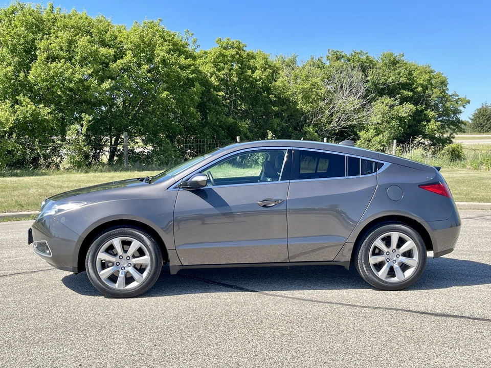 2012 Acura ZDX 1st Gen - Image 18 of 31
