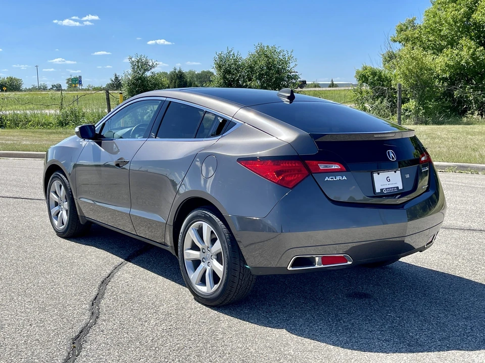 2012 Acura ZDX 1st Gen - Image 17 of 31