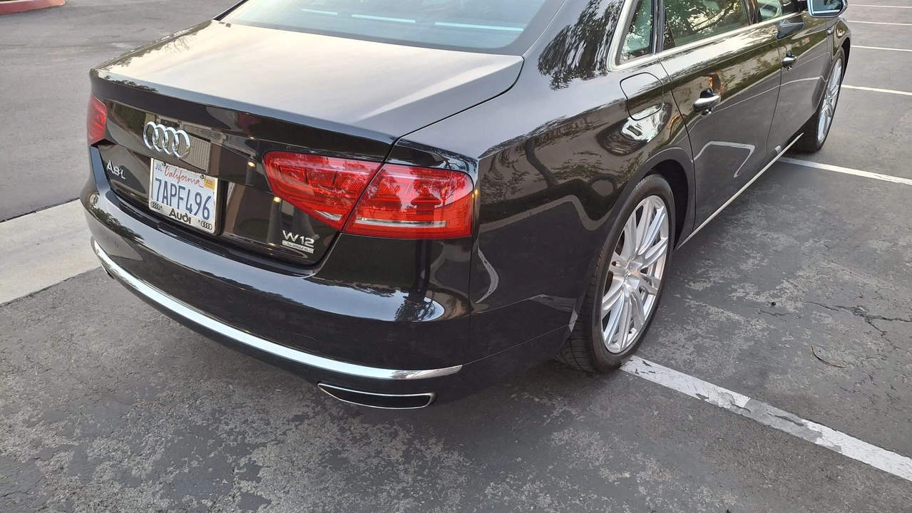 2012 Audi D4 A8 - Image 7 of 31