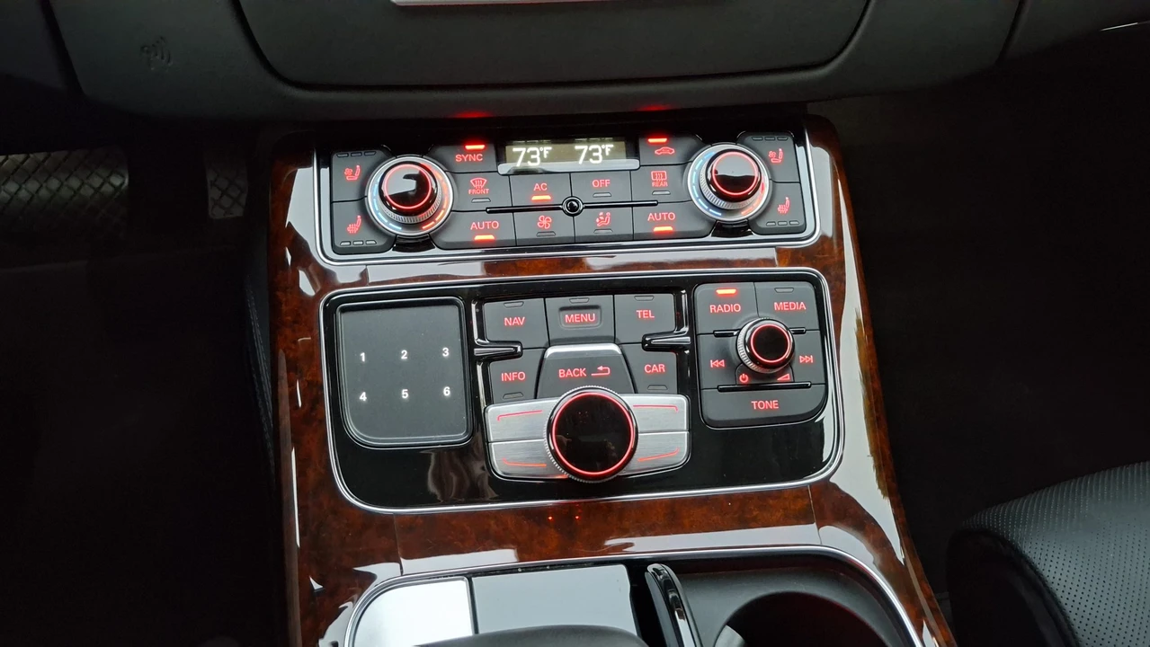 2012 Audi D4 A8 - Image 27 of 31