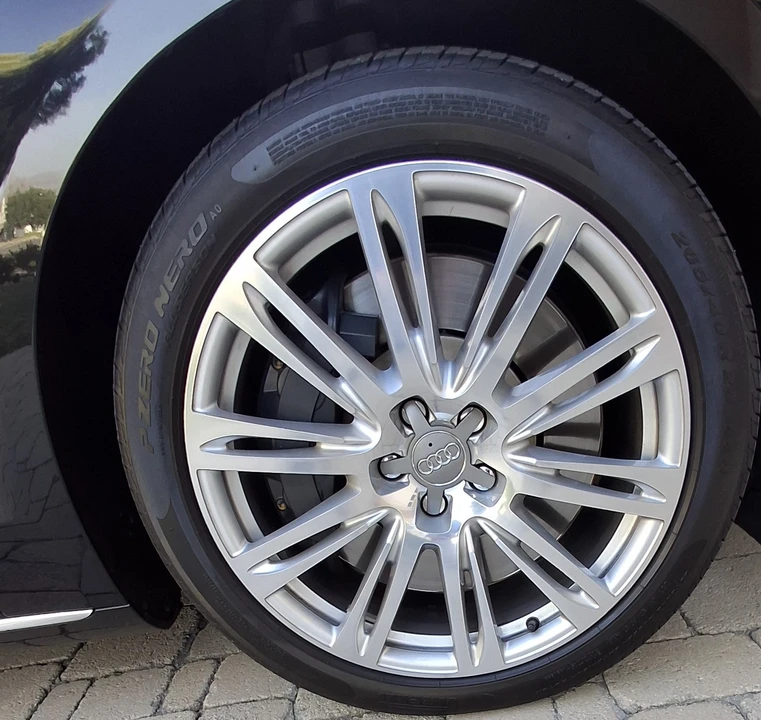 2012 Audi D4 A8 - Image 13 of 31