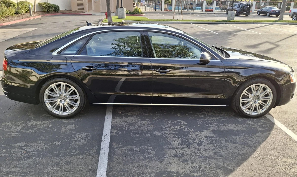 2012 Audi D4 A8 - Image 8 of 31