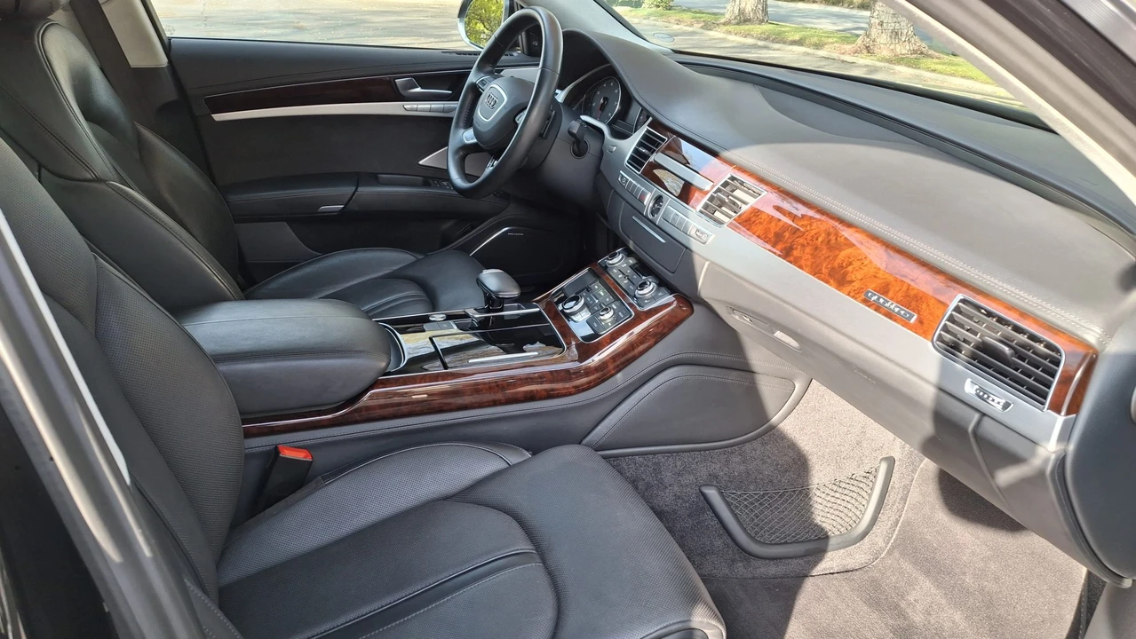 2012 Audi D4 A8 - Image 20 of 31
