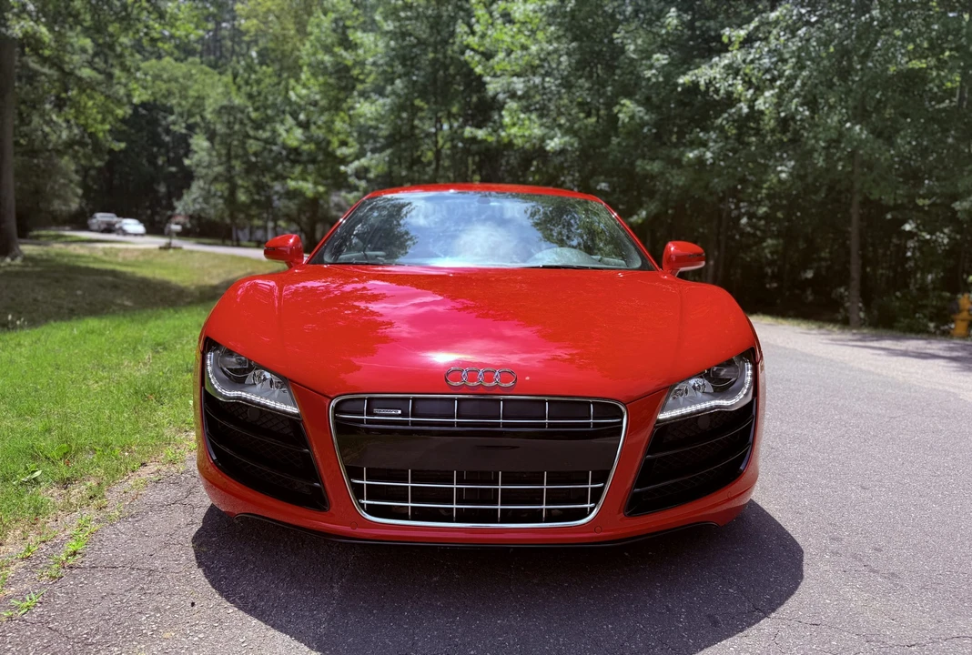 2012 Audi 42 R8 - Image 8 of 31