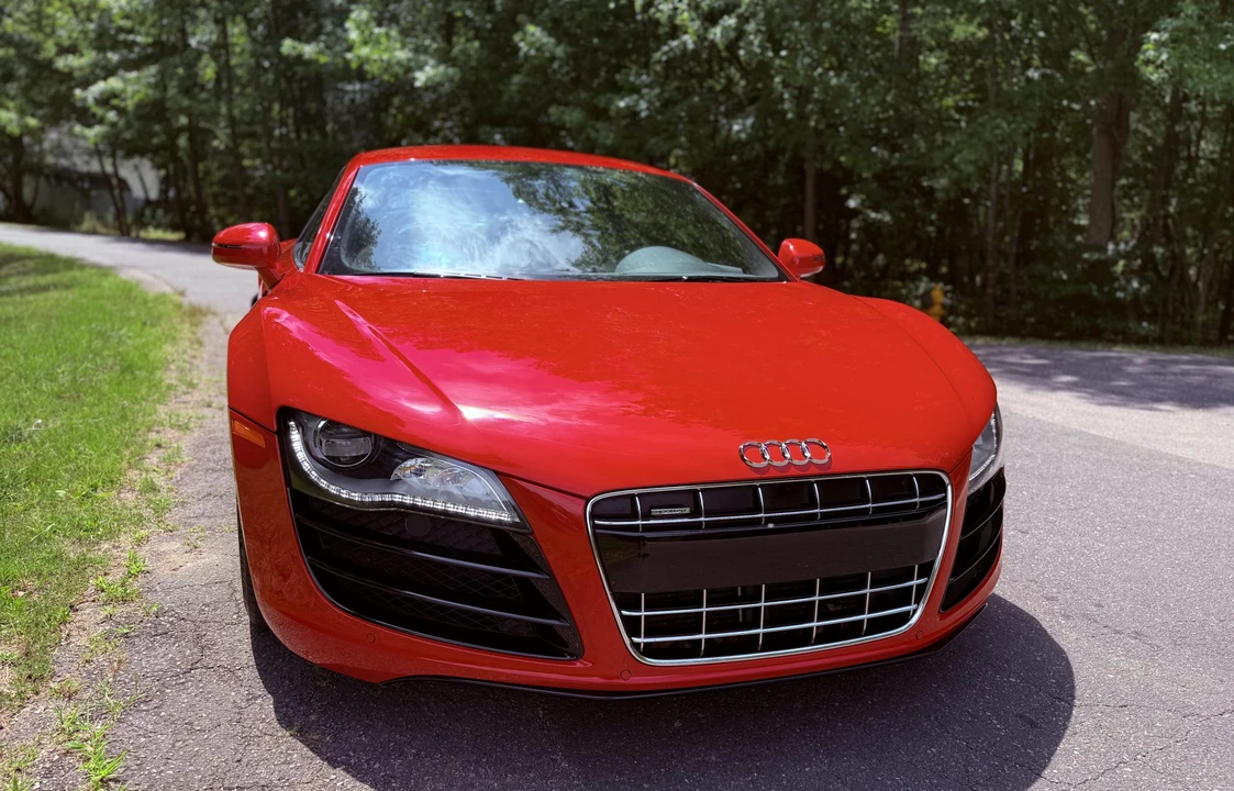 2012 Audi 42 R8 - Image 9 of 31