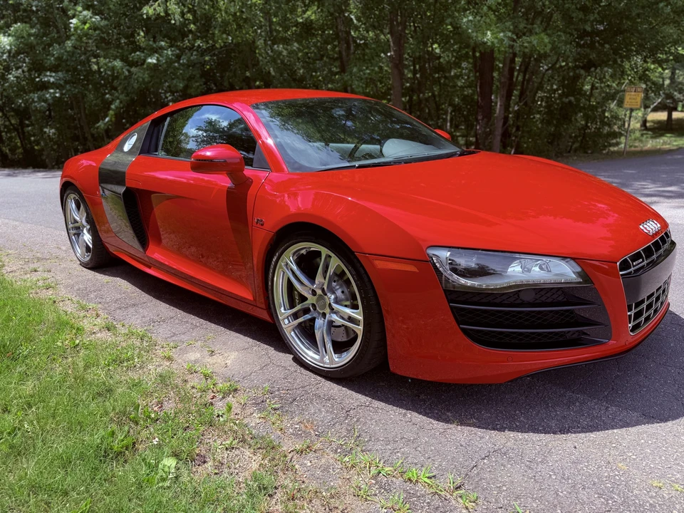 2012 Audi 42 R8 - Image 12 of 31