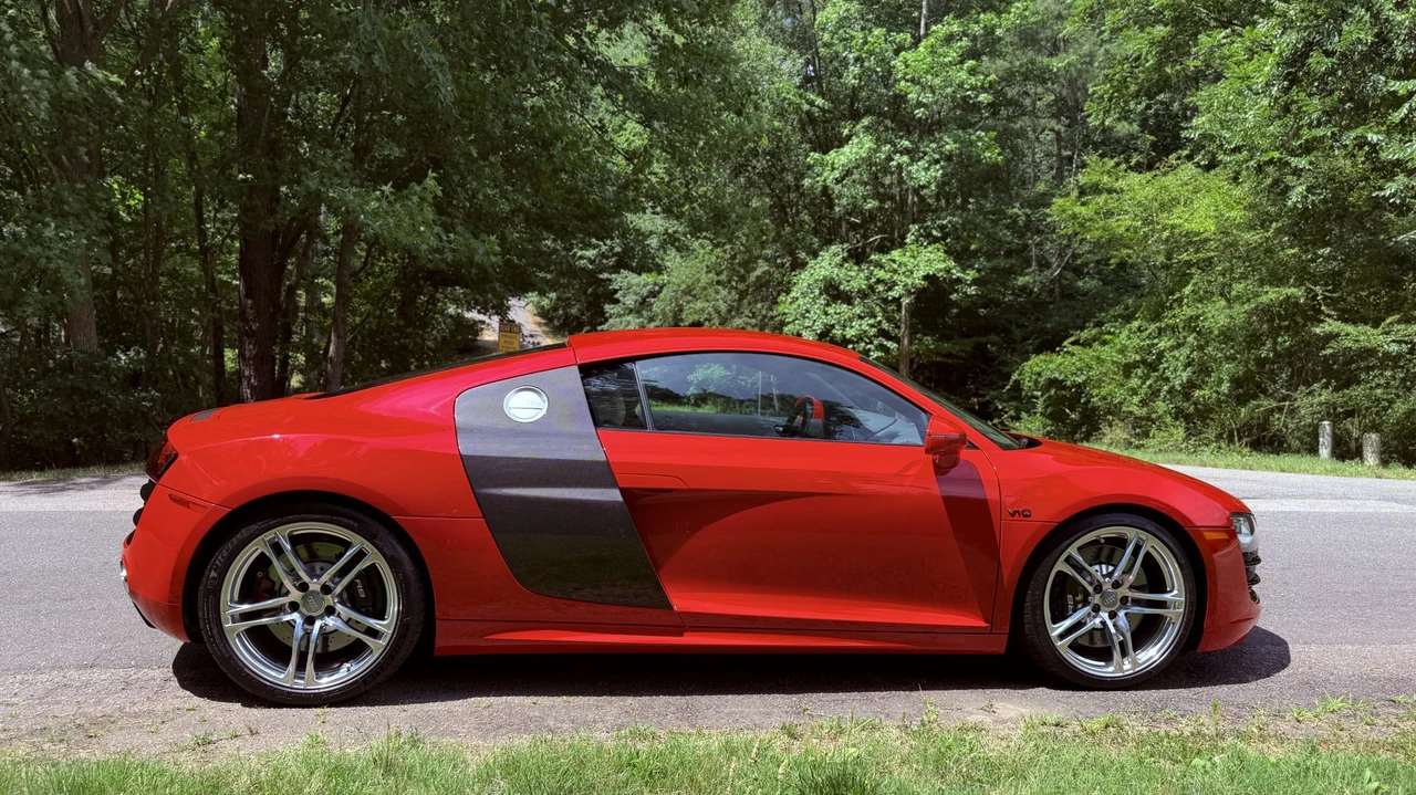 2012 Audi 42 R8 - Image 21 of 31