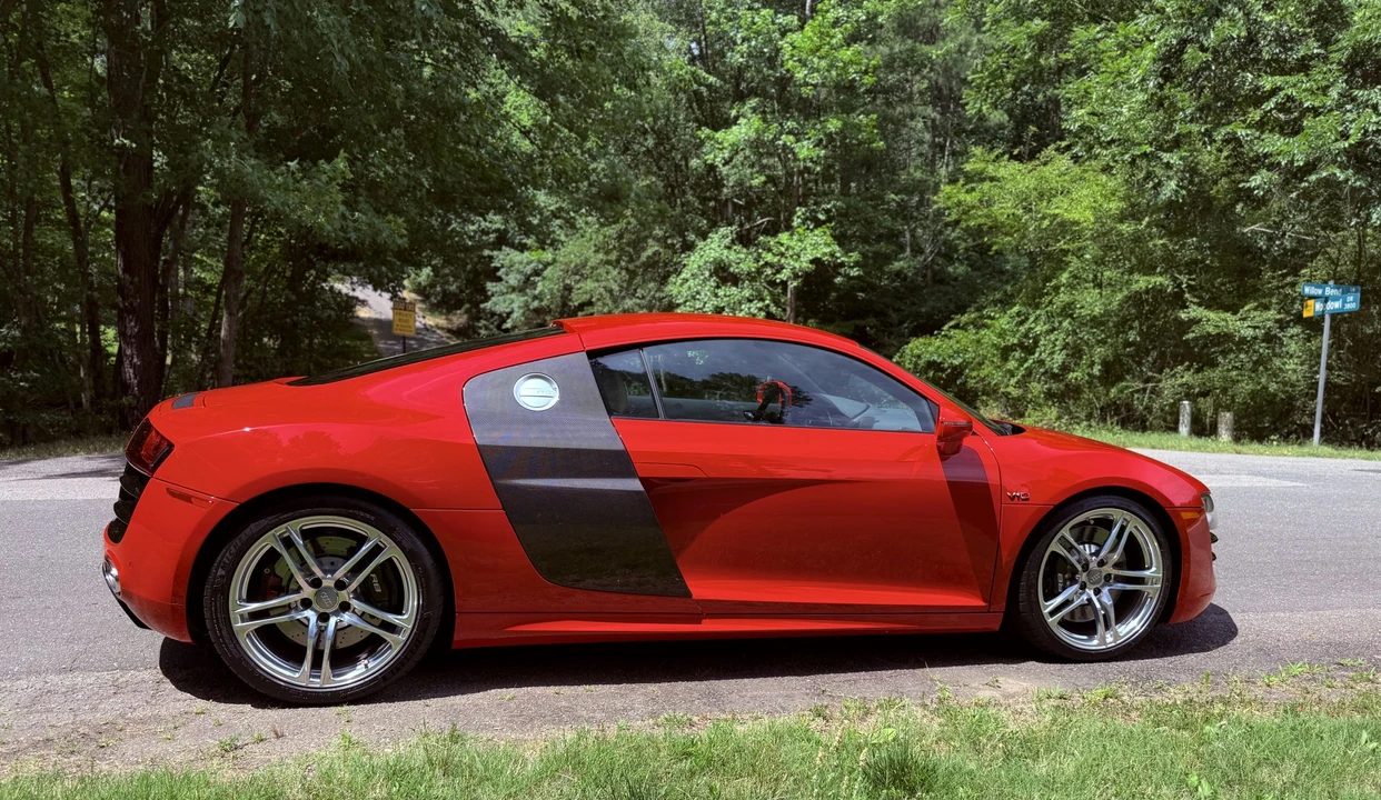 2012 Audi 42 R8 - Image 22 of 31