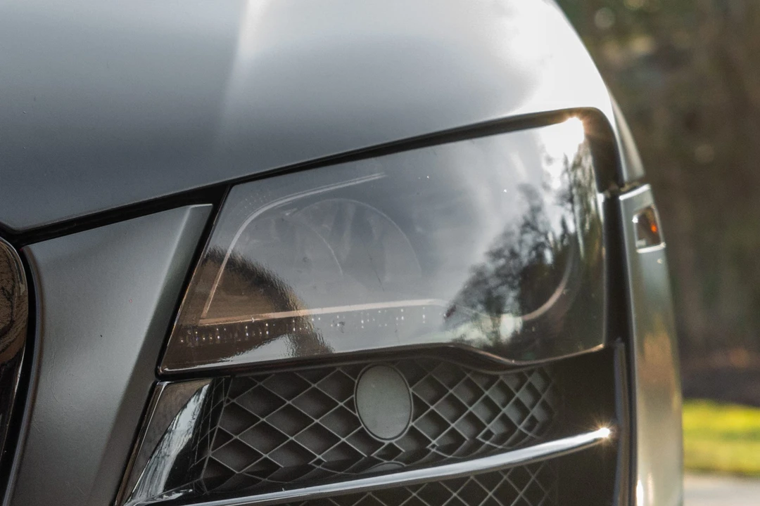 2012 Audi 42 R8 - Image 30 of 31