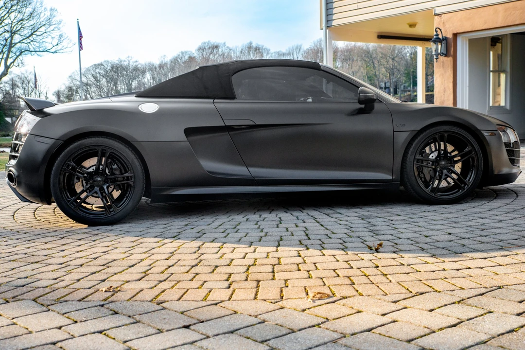 2012 Audi 42 R8 - Image 9 of 31