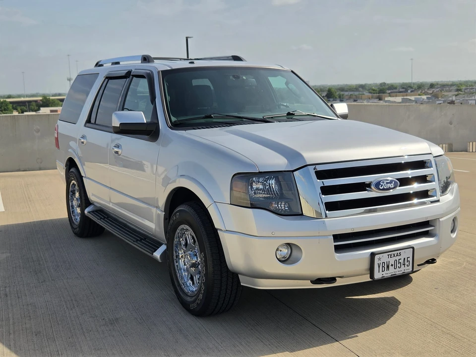 2012 Ford Expedition 3rd Gen - Image 4 of 31
