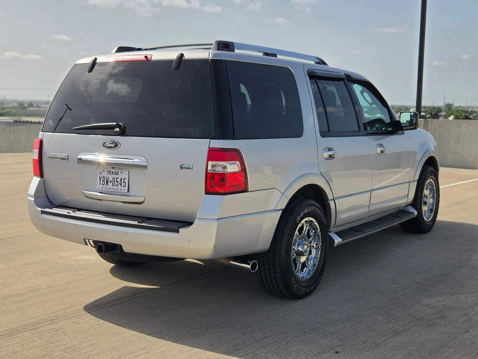 2012 Ford Expedition 3rd Gen - Image 10 of 31