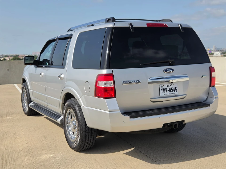 2012 Ford Expedition 3rd Gen - Image 14 of 31