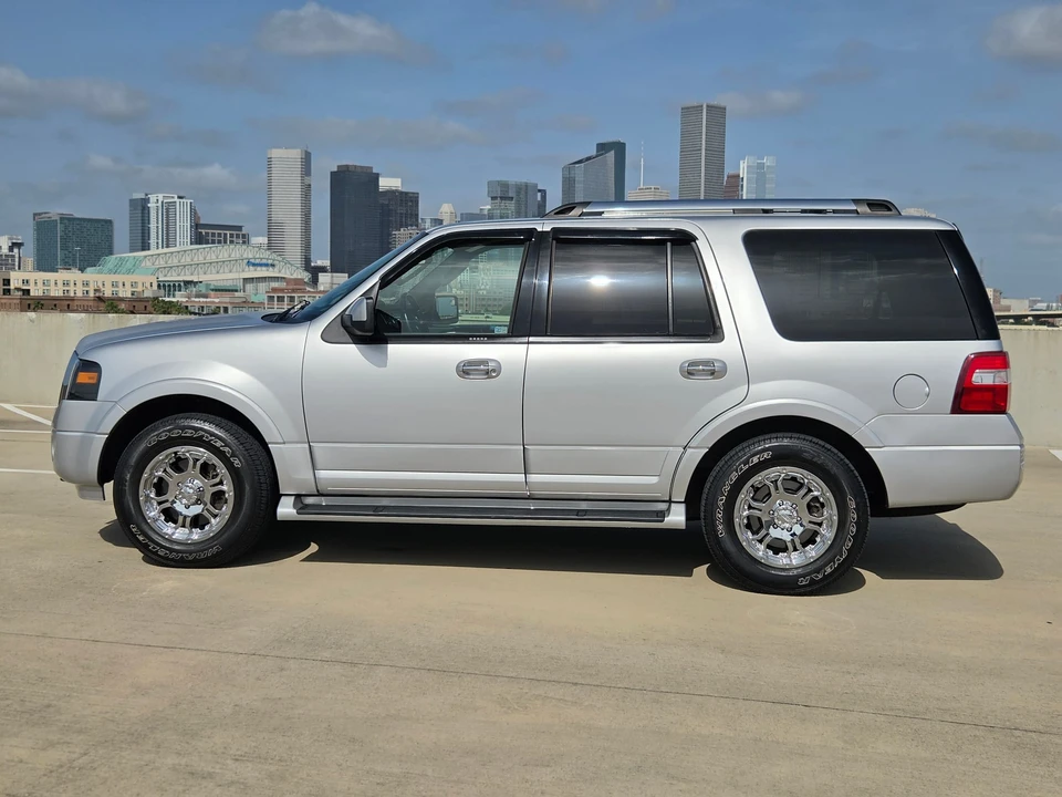 2012 Ford Expedition 3rd Gen - Image 17 of 31