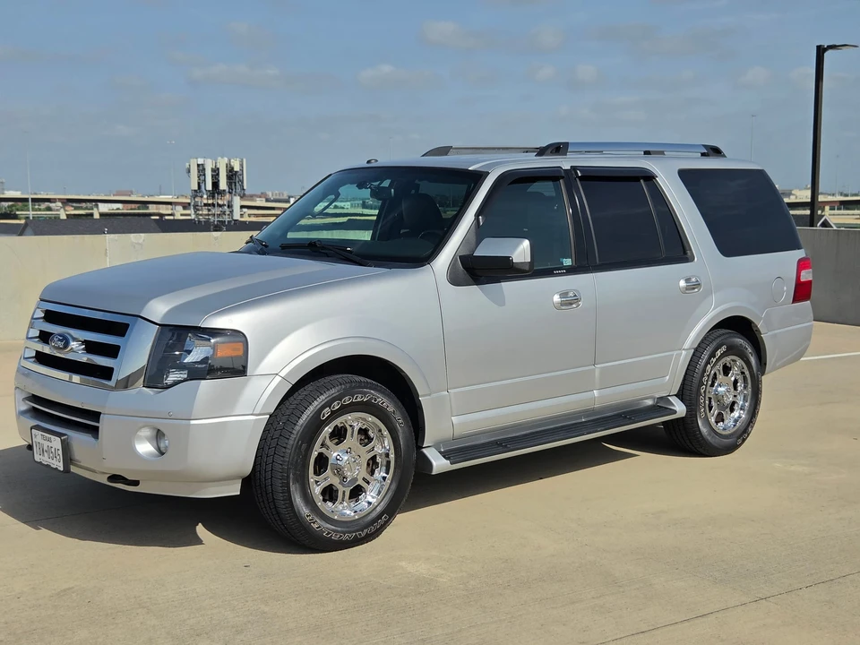 2012 Ford Expedition 3rd Gen - Image 19 of 31