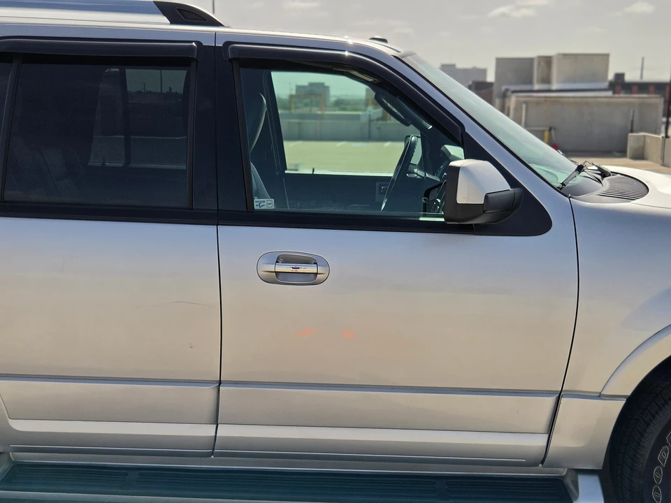 2012 Ford Expedition 3rd Gen - Image 25 of 31