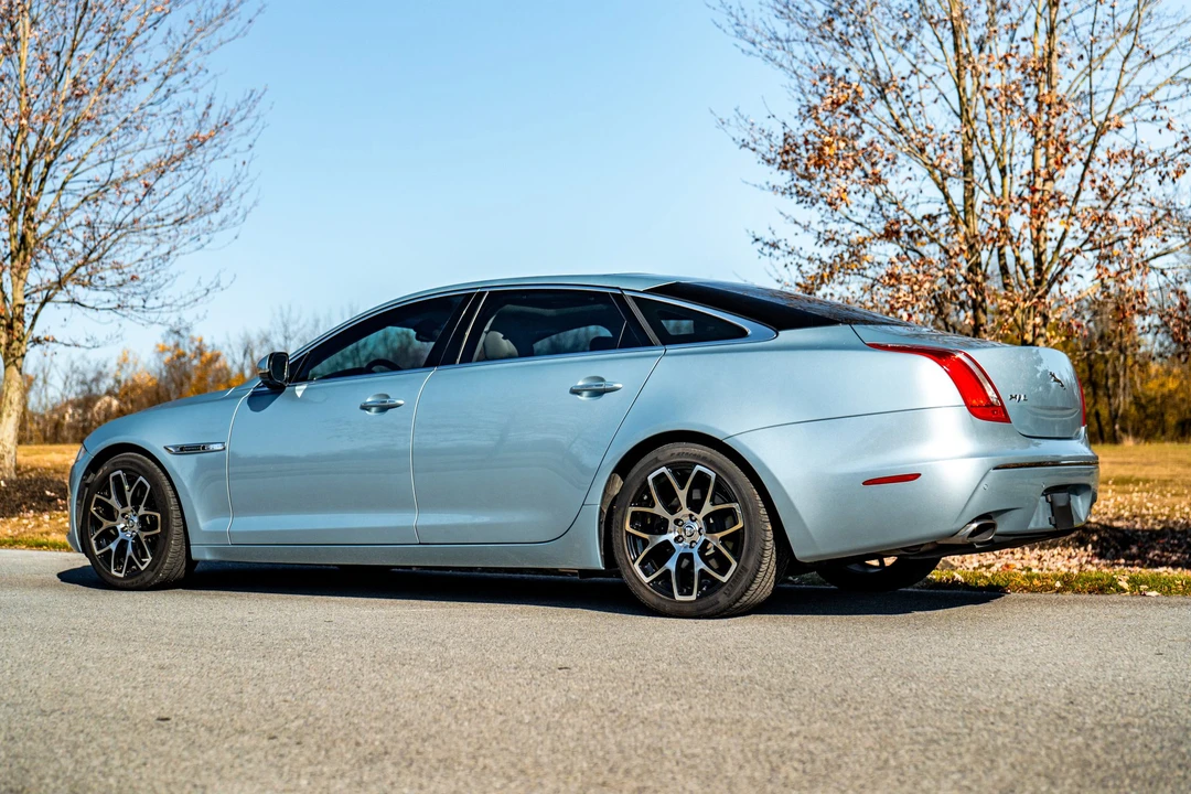 2012 Jaguar X351 XJ - Image 28 of 31