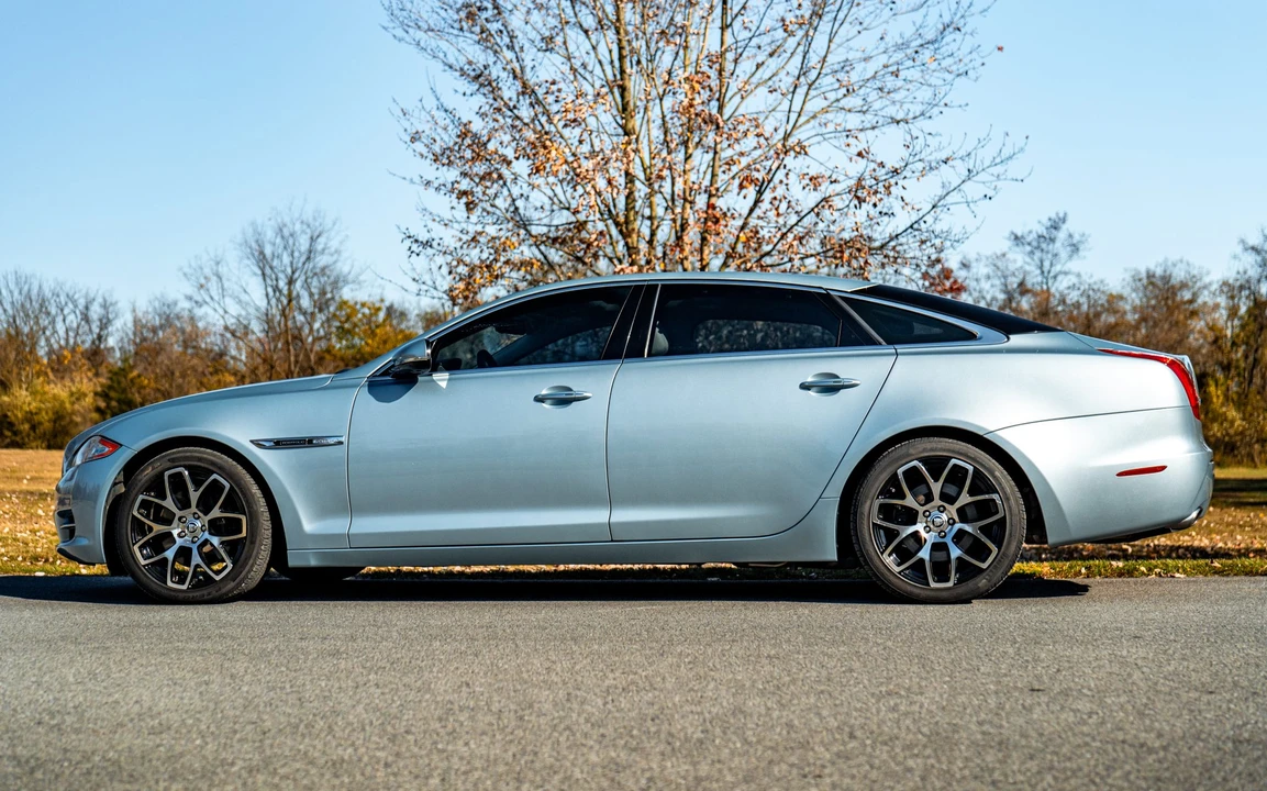 2012 Jaguar X351 XJ - Image 24 of 31