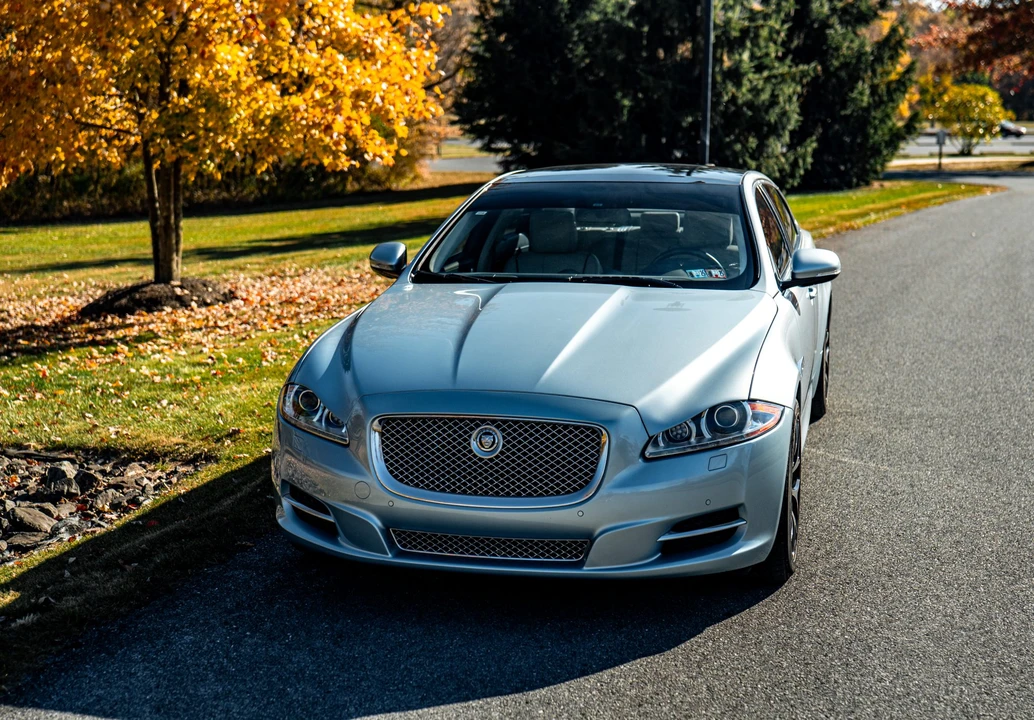 2012 Jaguar X351 XJ - Image 9 of 31